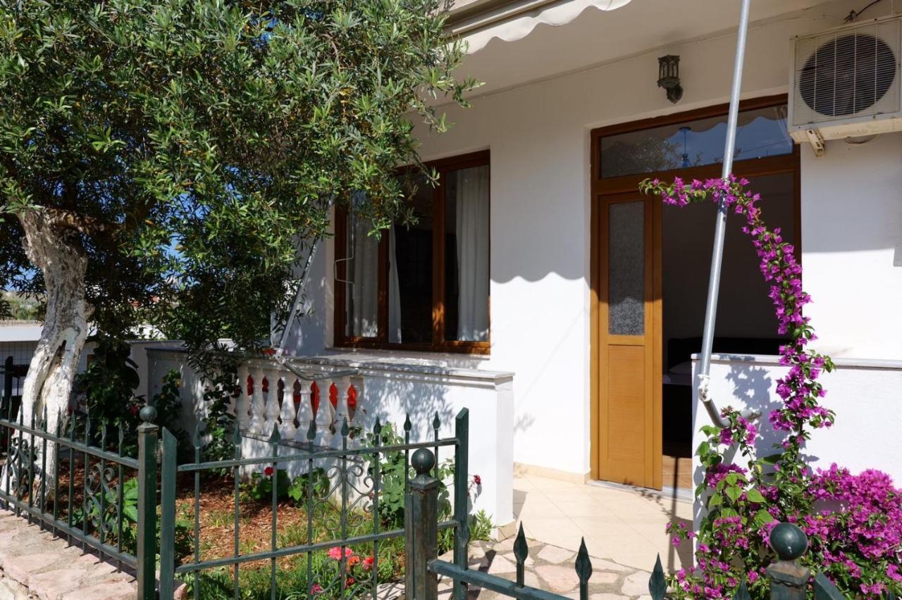 Vita Apartment - Spacious Garden And Balcony 5 Min To Beach & Center คซามิล ภายนอก รูปภาพ