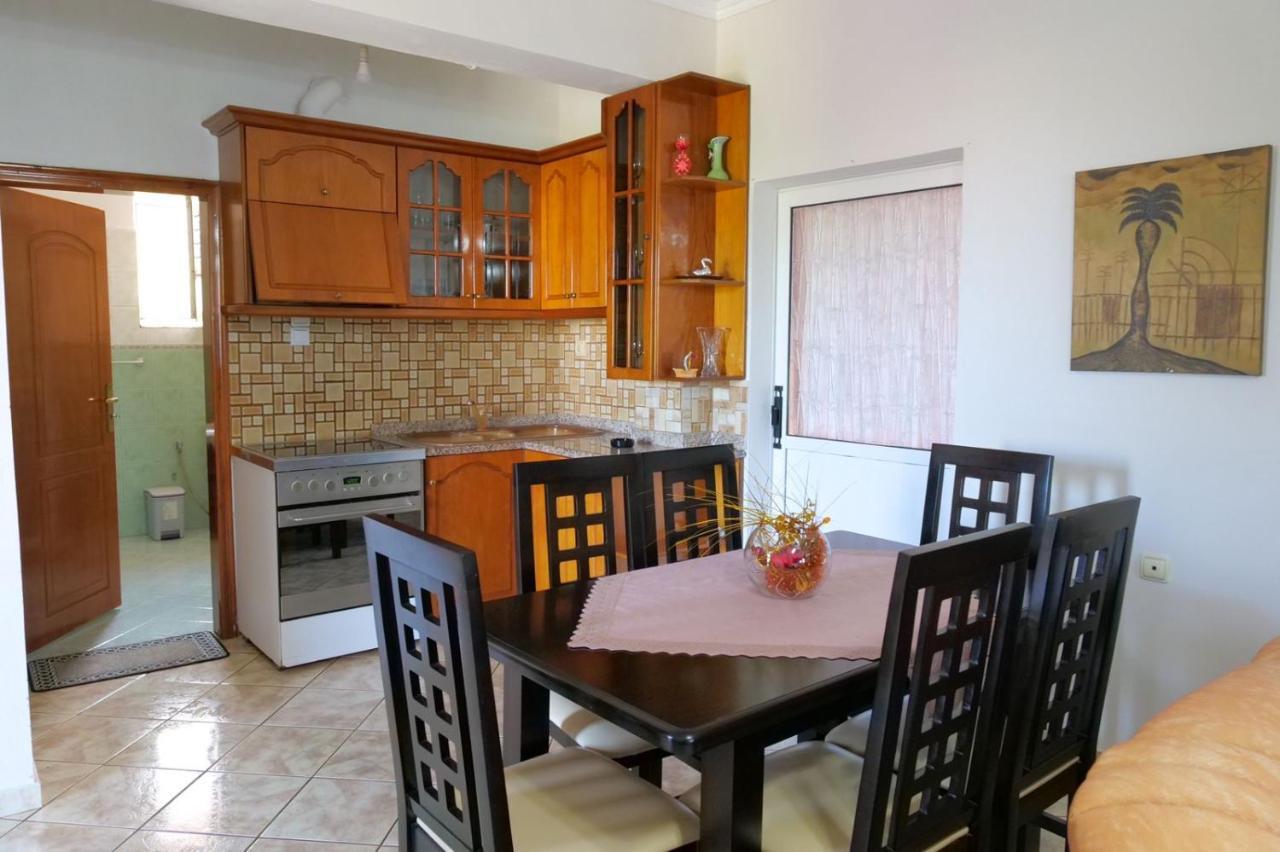 Vita Apartment - Spacious Garden And Balcony 5 Min To Beach & Center คซามิล ภายนอก รูปภาพ