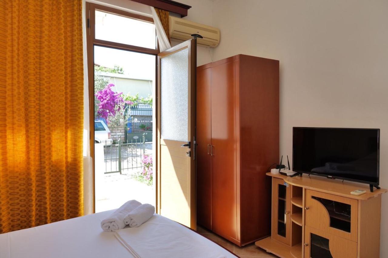 Vita Apartment - Spacious Garden And Balcony 5 Min To Beach & Center คซามิล ภายนอก รูปภาพ