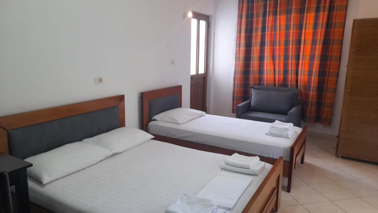 Vita Apartment - Spacious Garden And Balcony 5 Min To Beach & Center คซามิล ภายนอก รูปภาพ