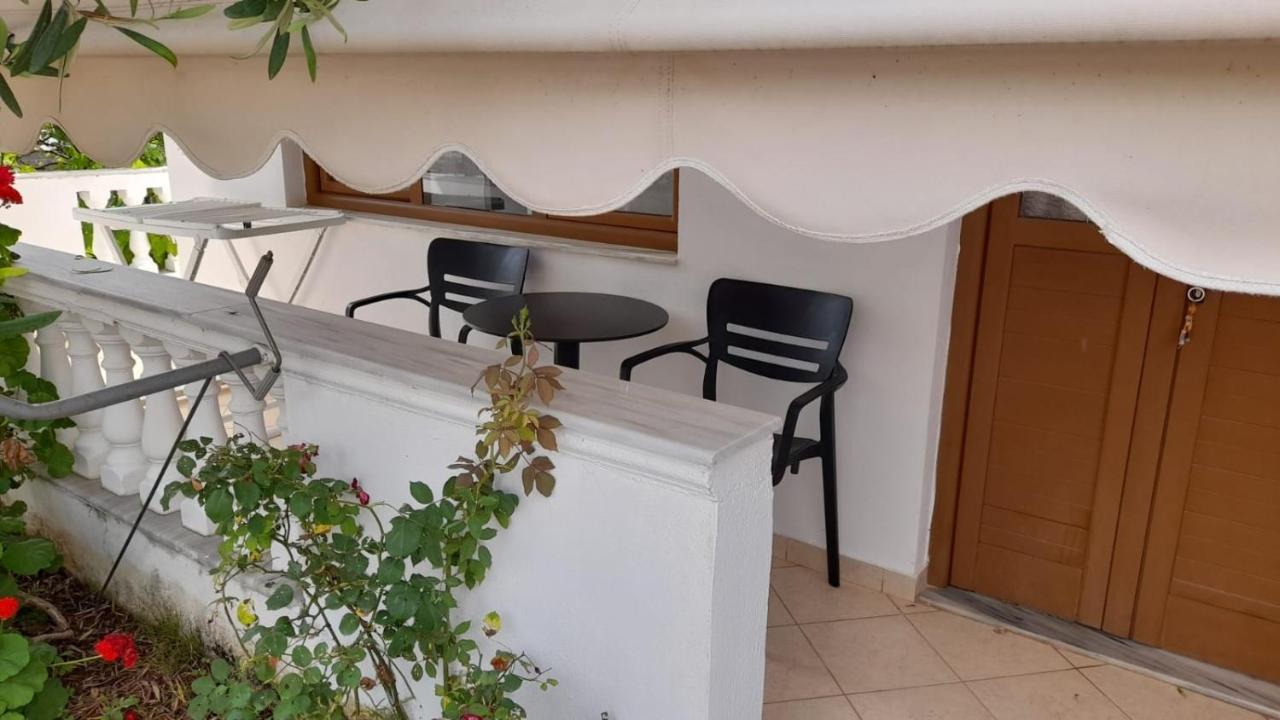 Vita Apartment - Spacious Garden And Balcony 5 Min To Beach & Center คซามิล ภายนอก รูปภาพ
