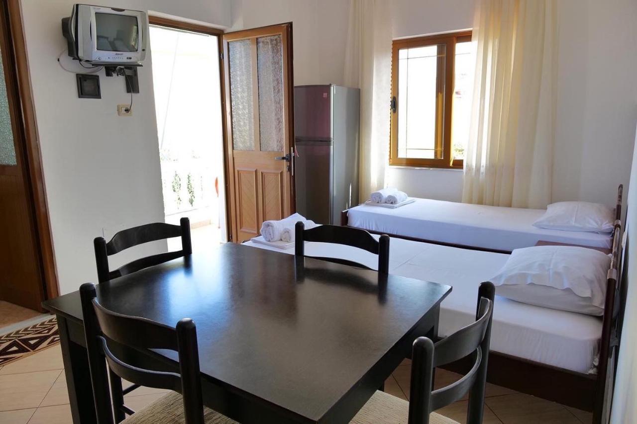 Vita Apartment - Spacious Garden And Balcony 5 Min To Beach & Center คซามิล ภายนอก รูปภาพ