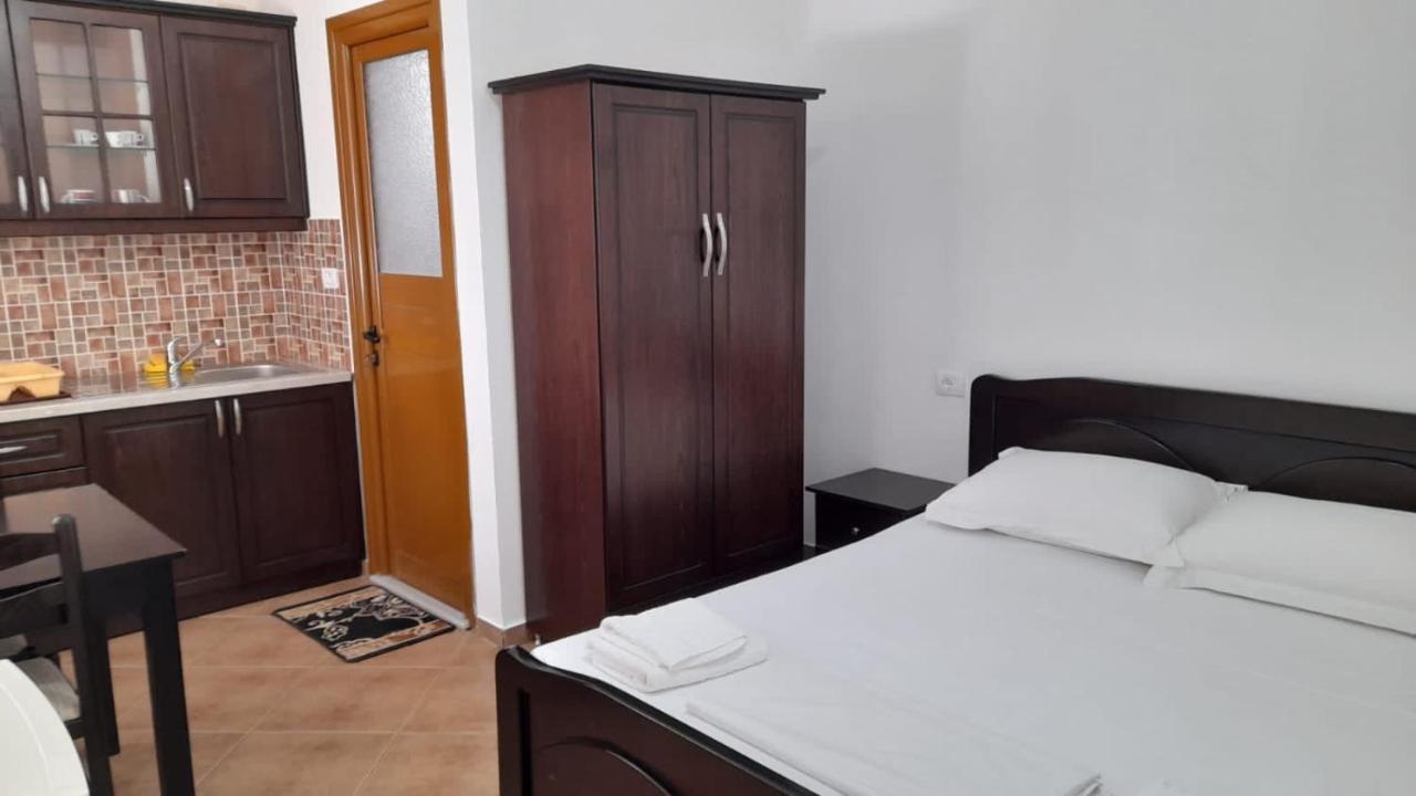 Vita Apartment - Spacious Garden And Balcony 5 Min To Beach & Center คซามิล ภายนอก รูปภาพ