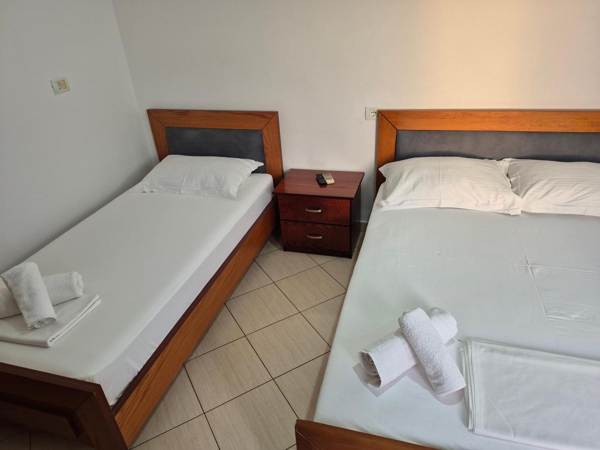 Vita Apartment - Spacious Garden And Balcony 5 Min To Beach & Center คซามิล ภายนอก รูปภาพ